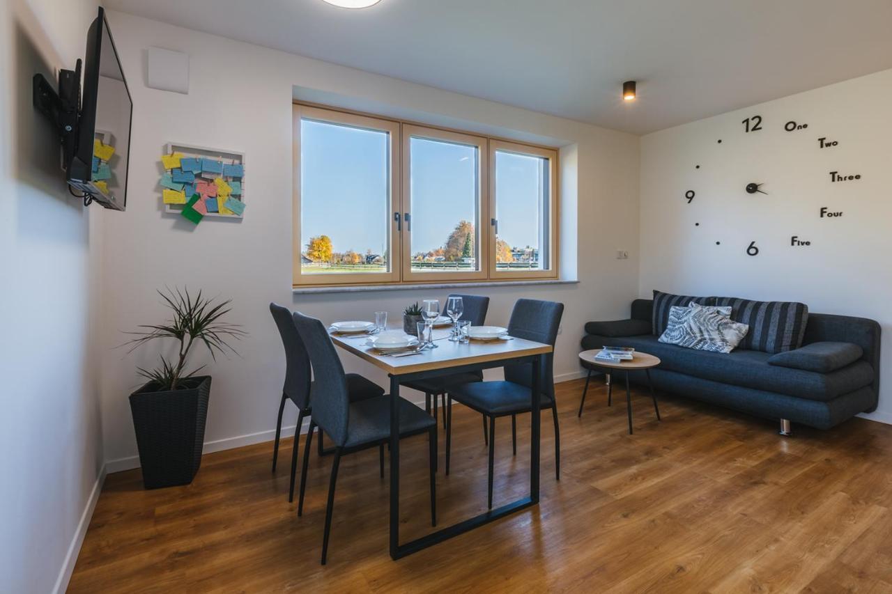 Maple & Pine Bled Apartment Exterior photo